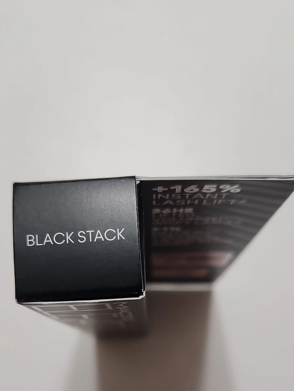 MAC MACStack Elevated Lifting, Volumizing + Clump-Proof Mascara